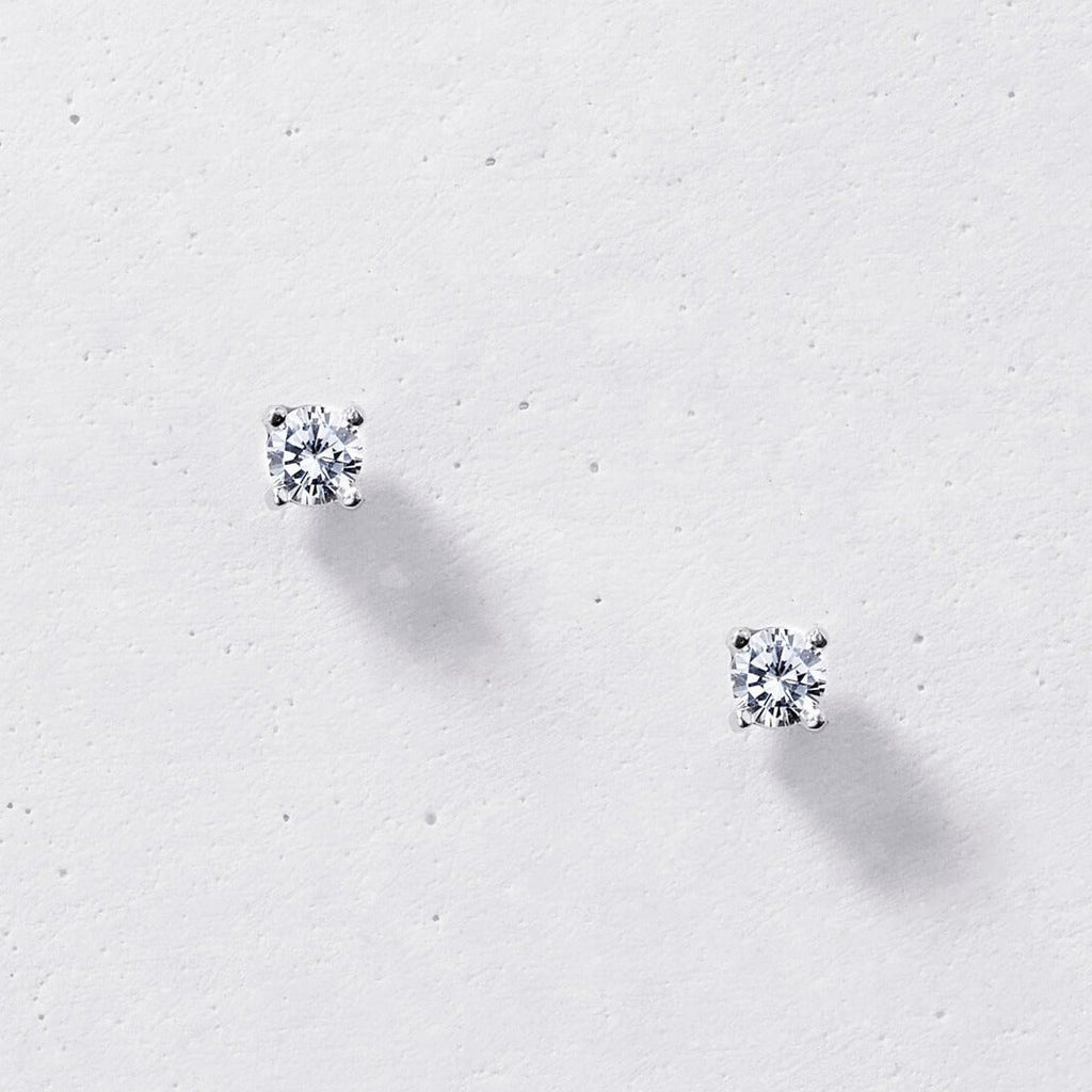 Dainty Round Stud Earrings