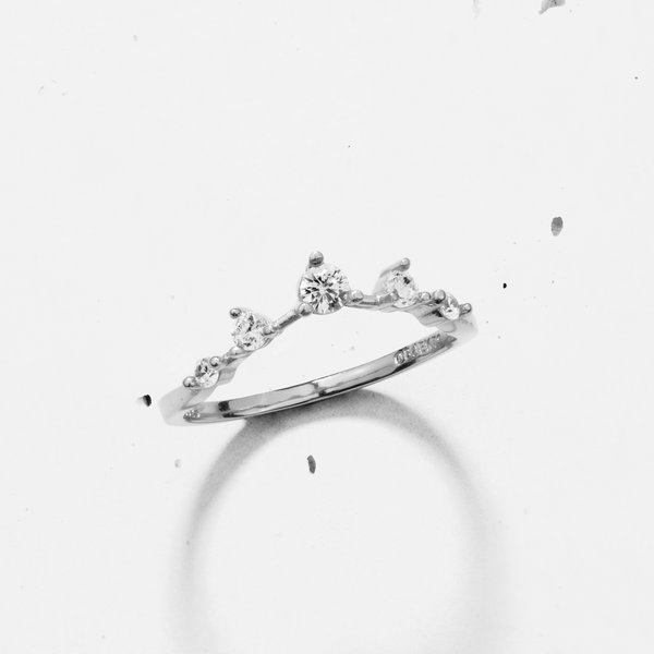 Brilliant Round Wishbone | Stacking Ring