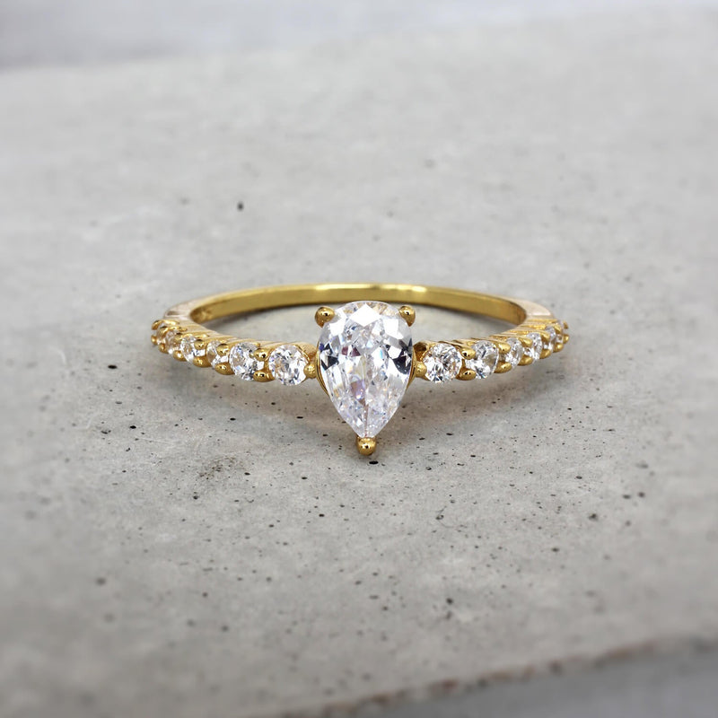 Dew Dainty Pear-cut Ring