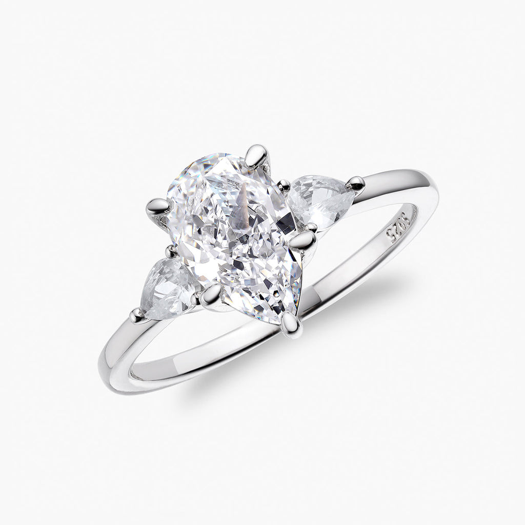 Crushed Ice Pear Trio | Centrepiece Ring