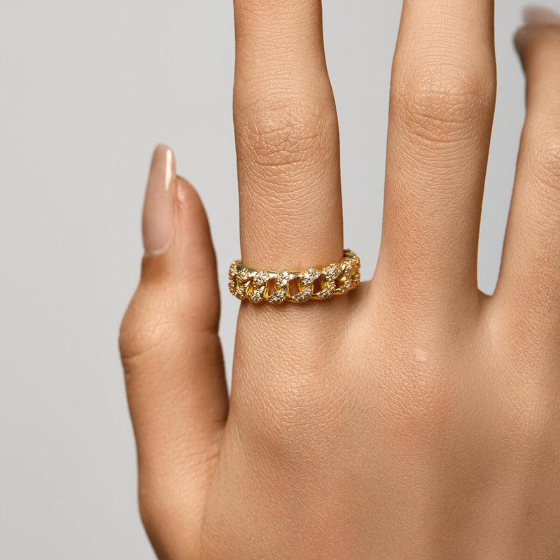 Pavé Curb Chain Ring